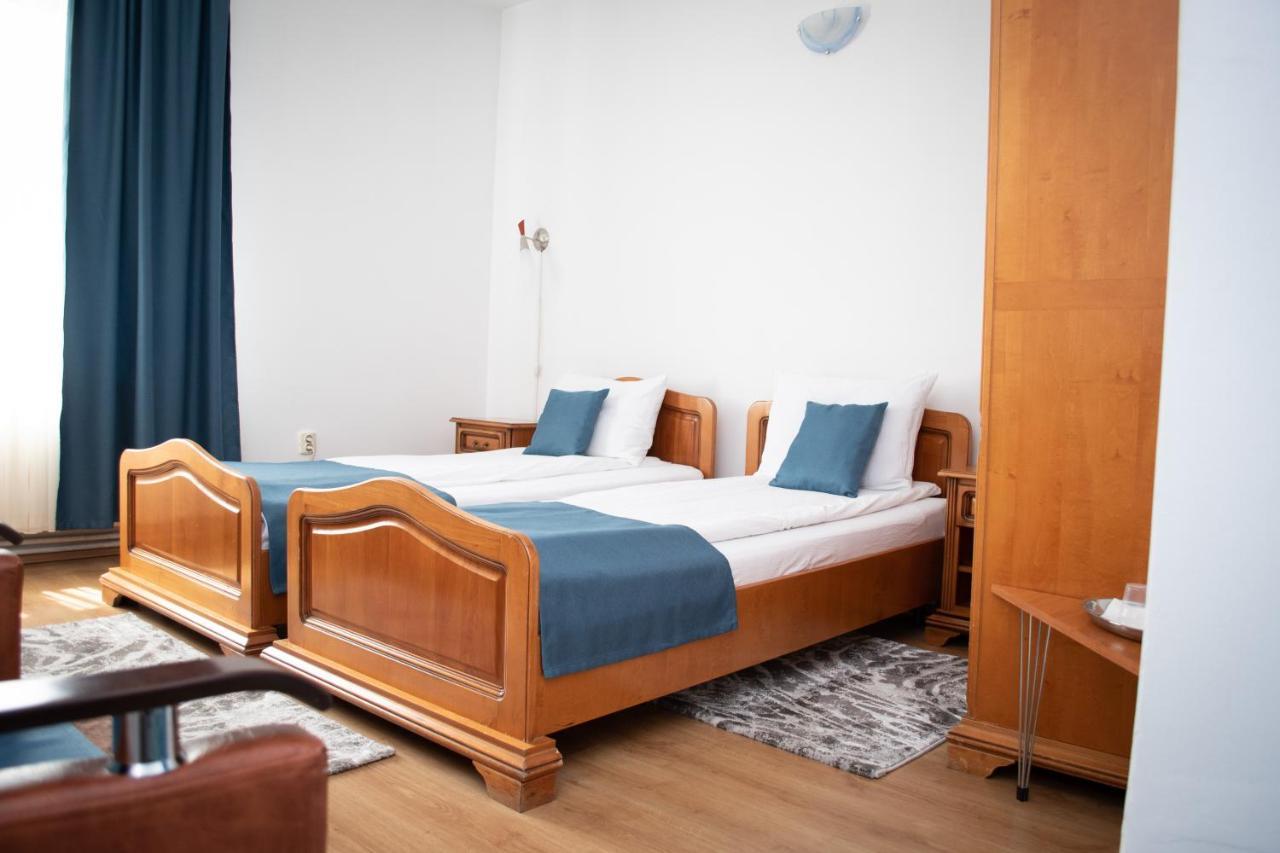 Motel Via Targu Mures Cristesti  外观 照片